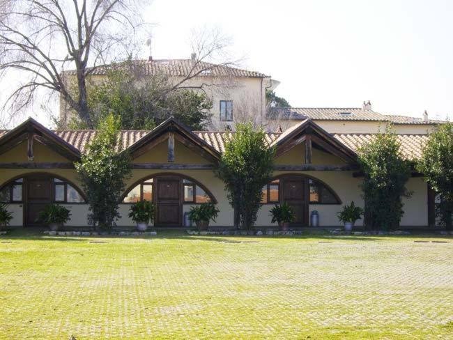 Foro Appio Mansio Hotel Latina Dış mekan fotoğraf